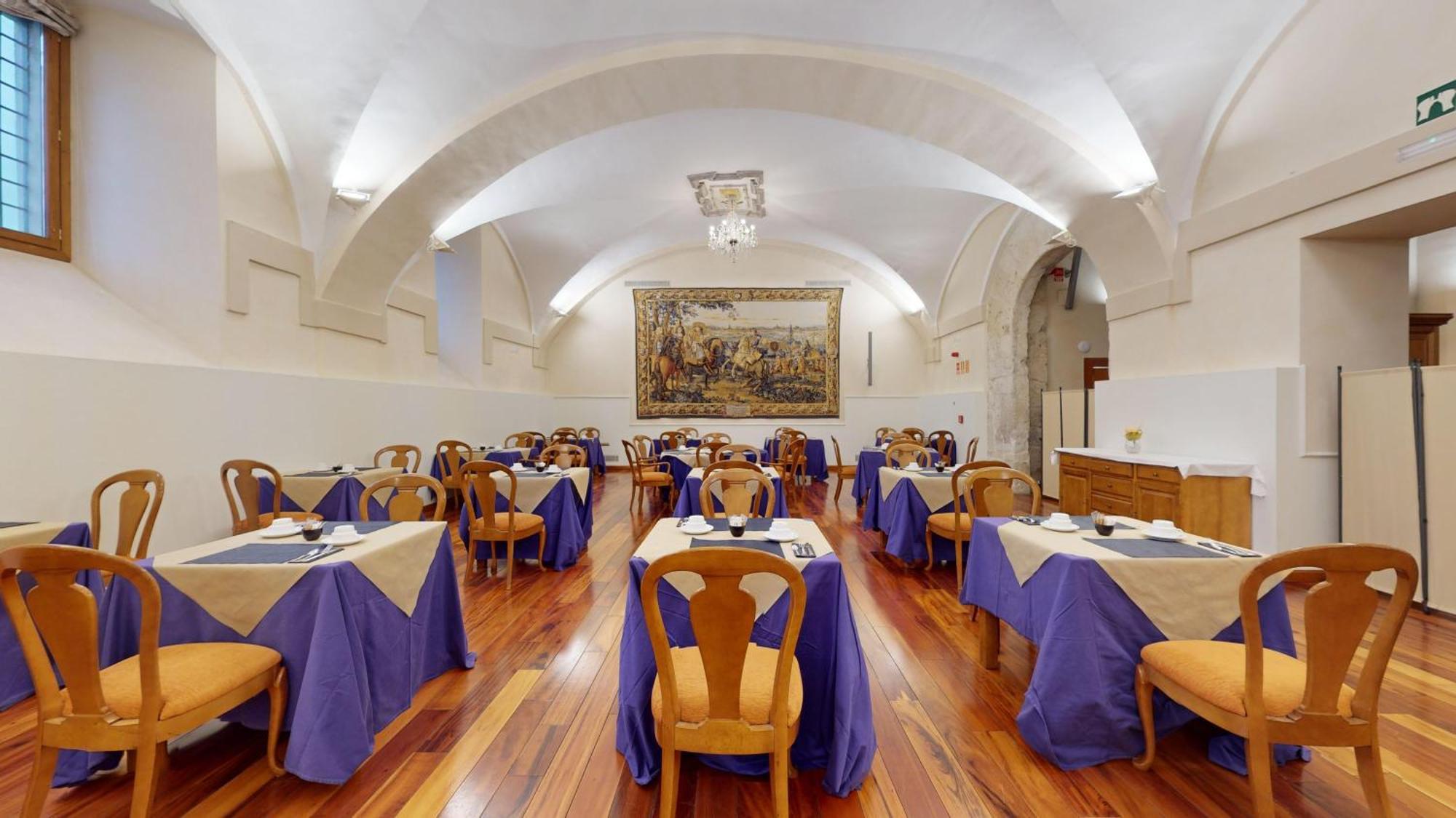 Azz Penafiel Las Claras Hotel & Spa Extérieur photo