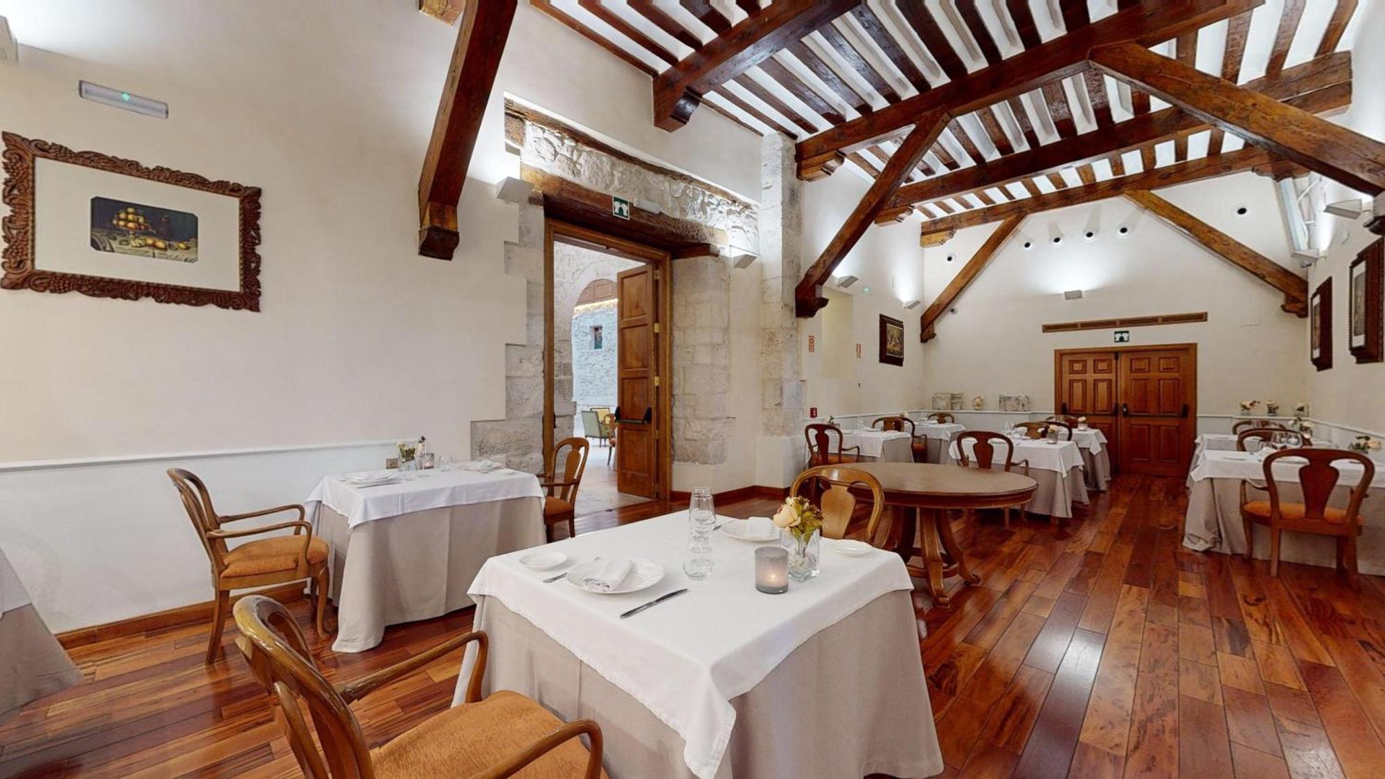 Azz Penafiel Las Claras Hotel & Spa Extérieur photo