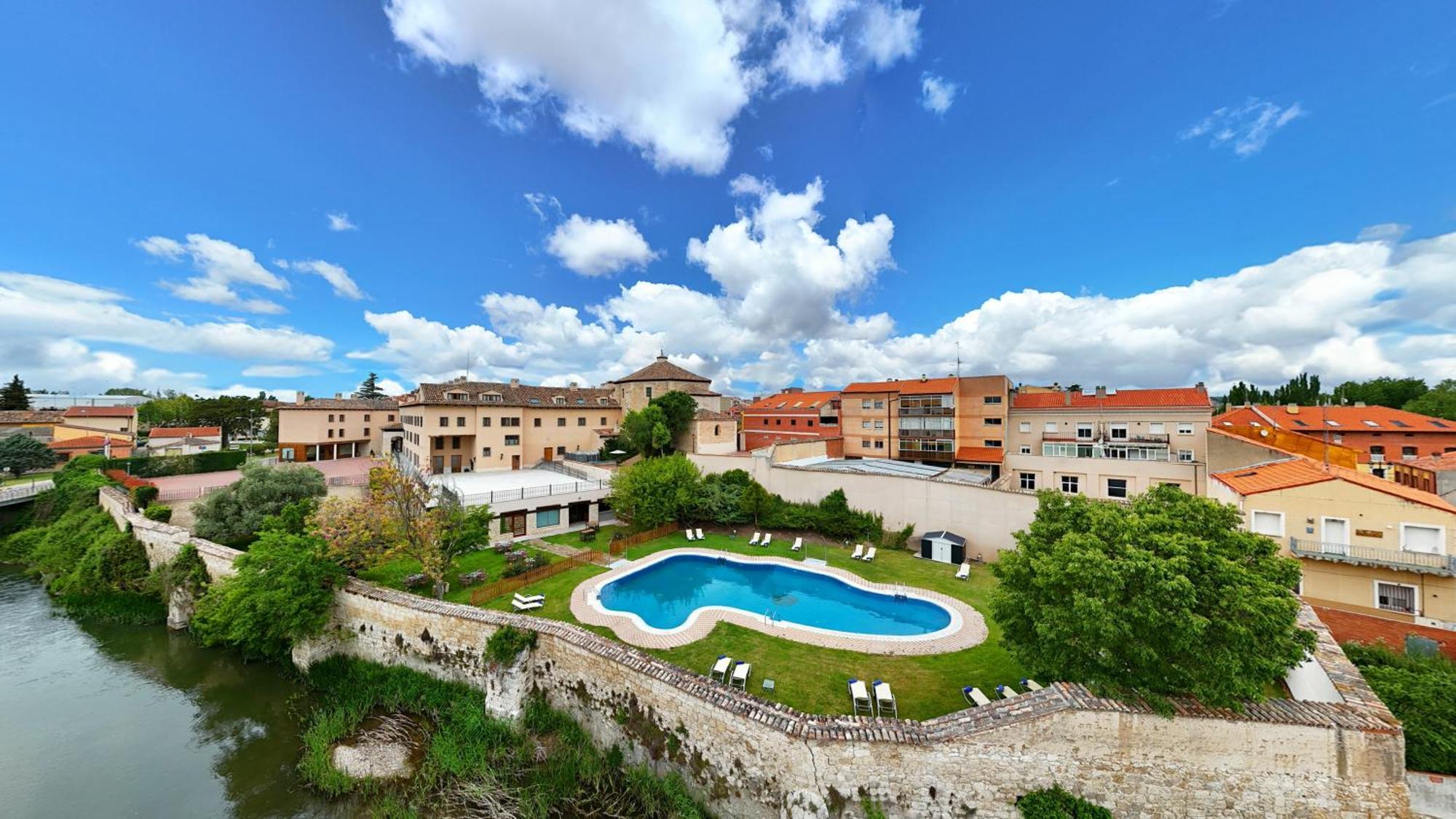 Azz Penafiel Las Claras Hotel & Spa Extérieur photo