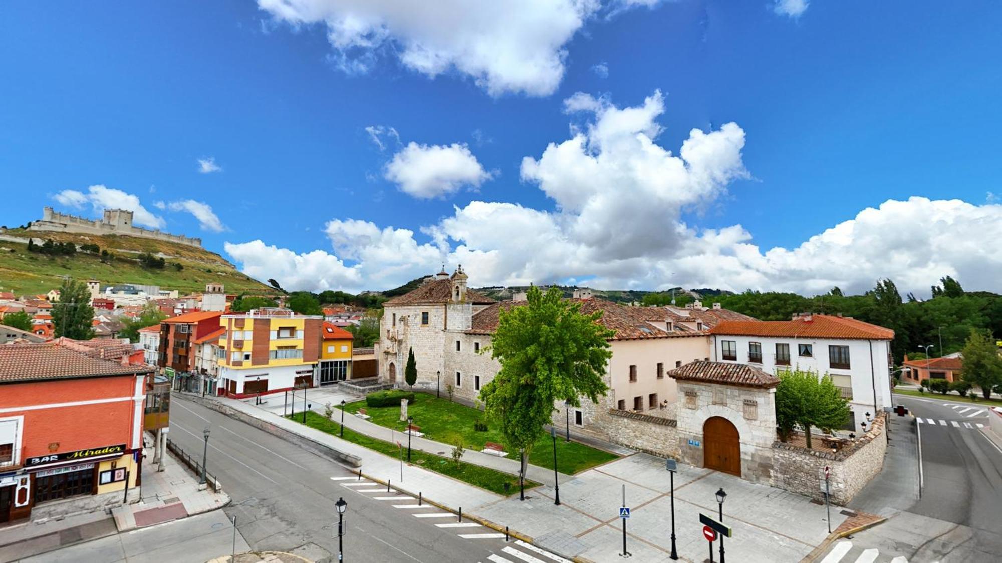 Azz Penafiel Las Claras Hotel & Spa Extérieur photo